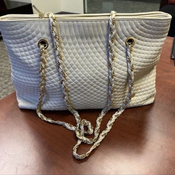 BALLY Authentic Vintage Quilted Cream Leather Chain Link Shoulder Bag - Picture 2 of 16